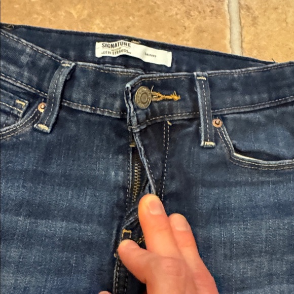 Levi’s skinny size 12 boys dark color jeans - Picture 3 of 7